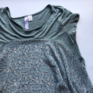 Blueish Floral T-shirt/Blouse